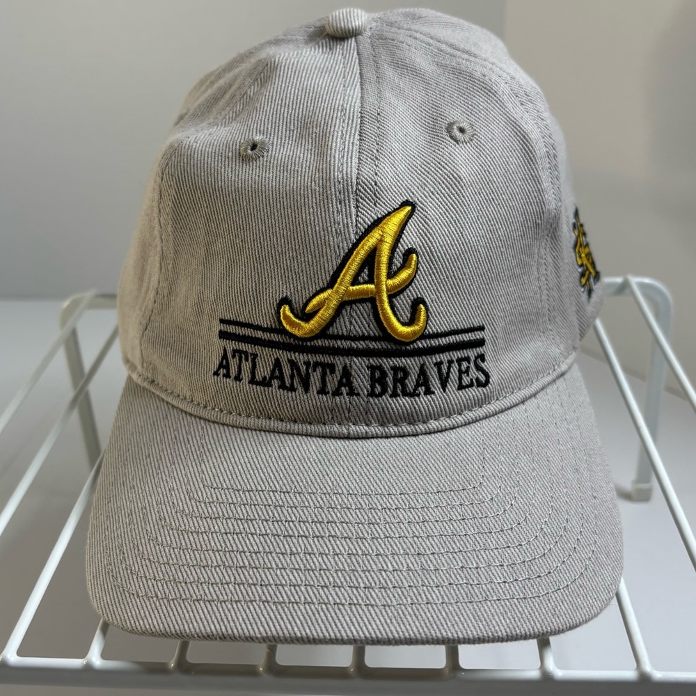 Atlanta Braves Kennesaw State Canvas Beige Baseball Cap/Yellow Detail Strap Back